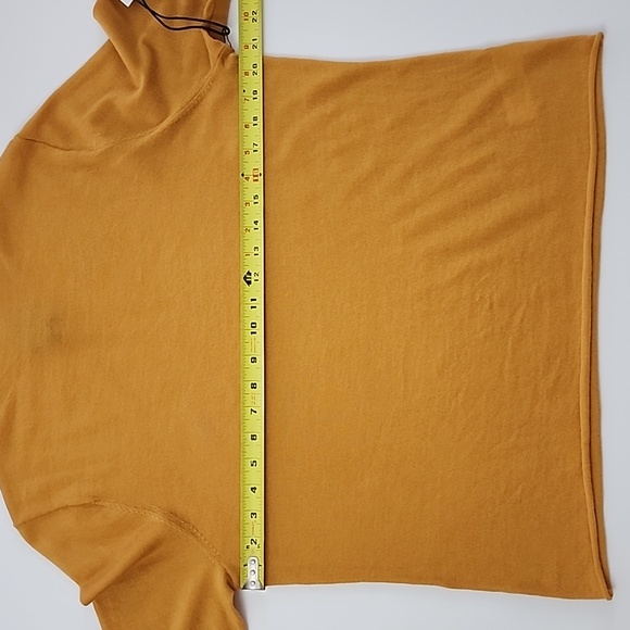 Nicole Miller Women's 100% Extra Fine Merino Wool Mock Neck Mustard Top Size XL - Picture 7 of 8